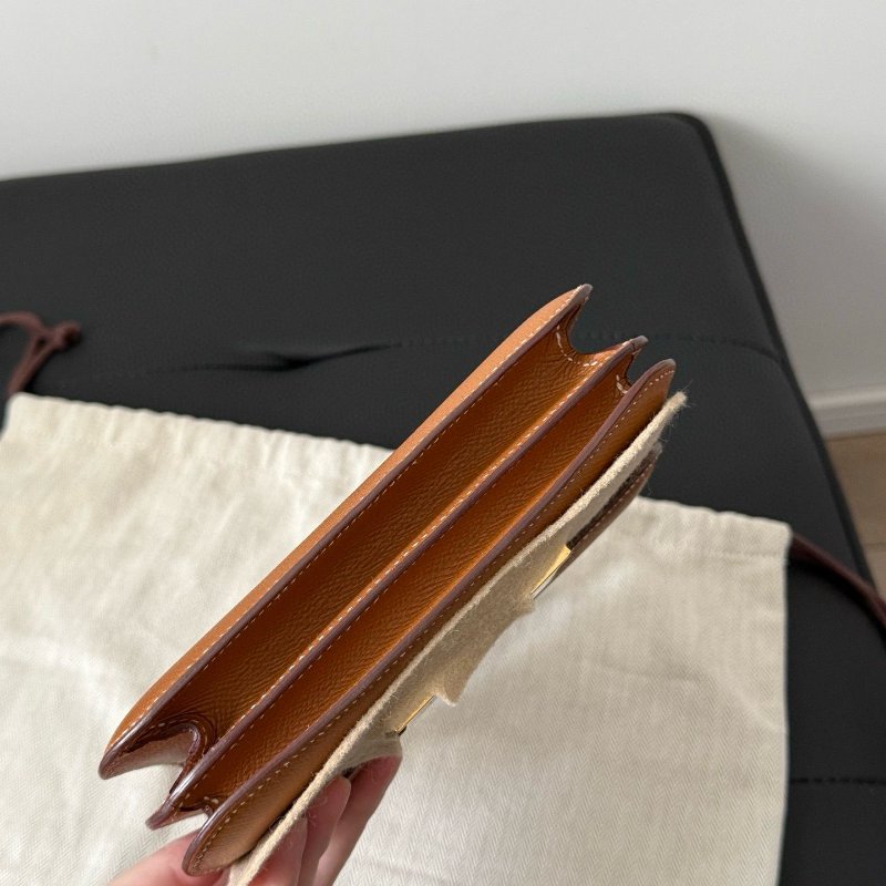 Hermes Constance 19-9