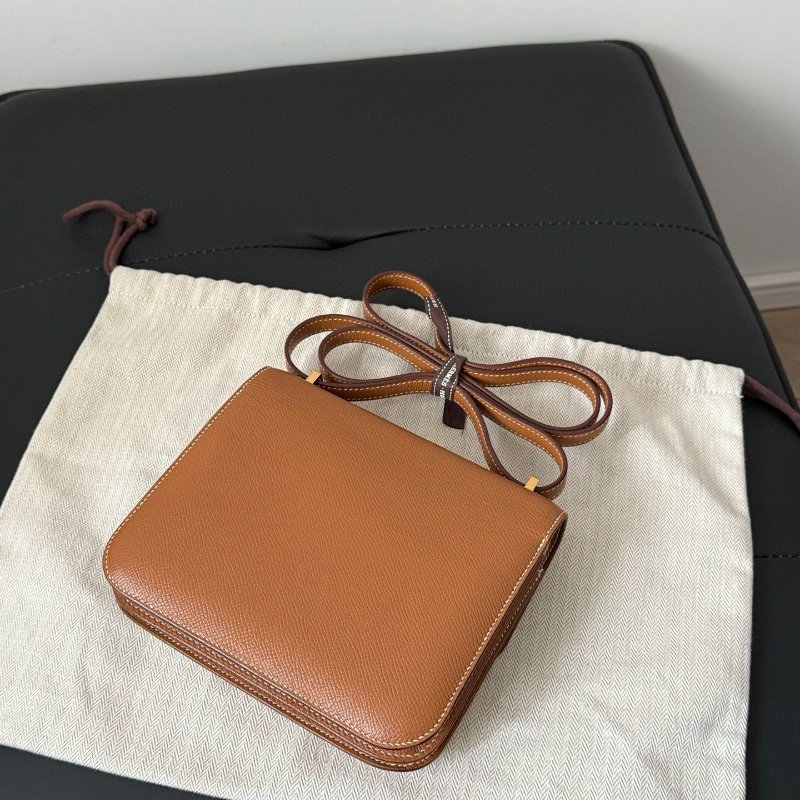 Hermes Constance 19-11