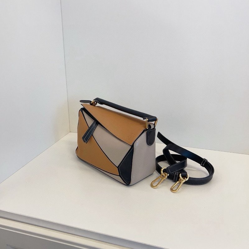 Loewe Puzzle small-1