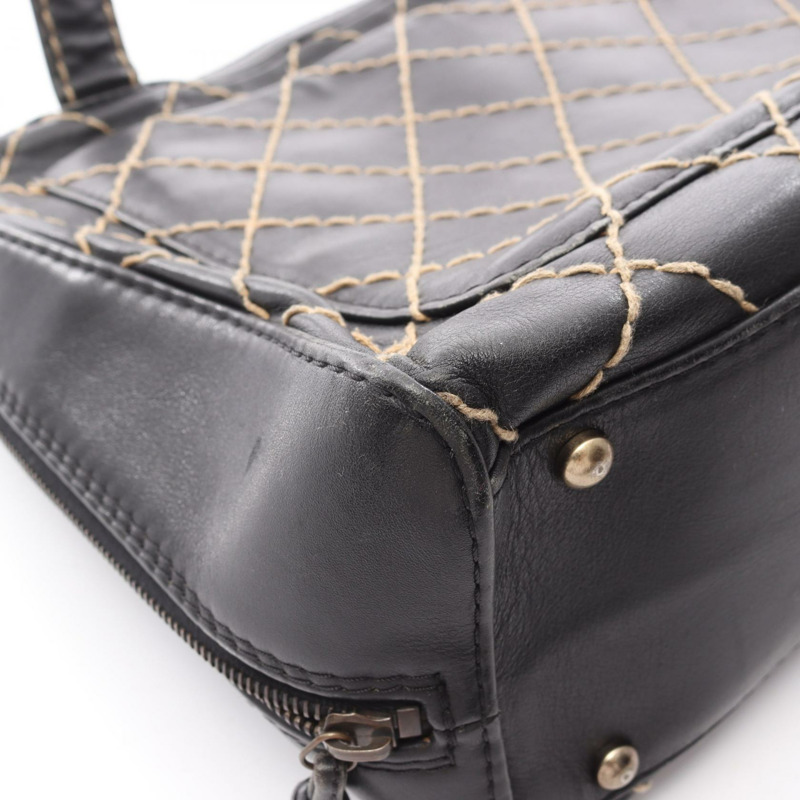 CHANEL Wild 縫線拉鍊手提包皮革黑色 SHW 二手女士 CC-6