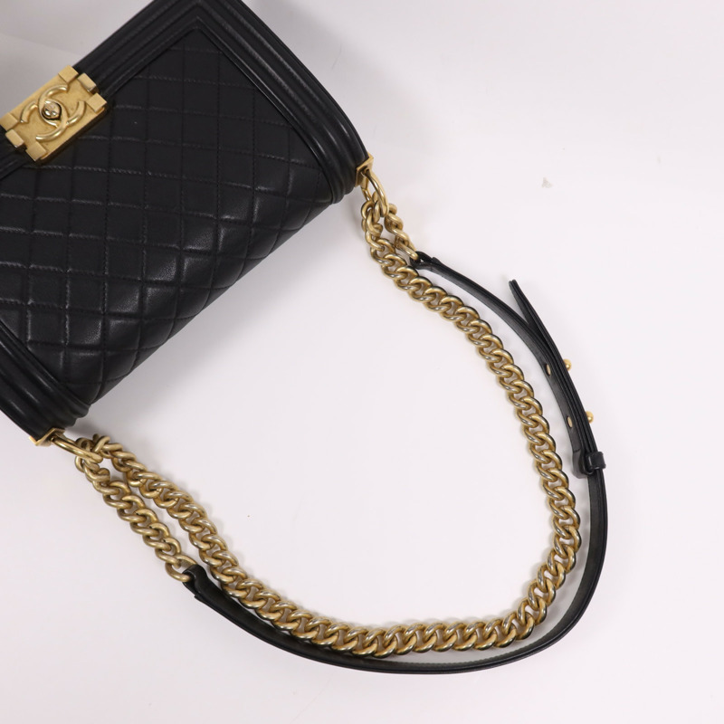 CHANEL 羊皮皮革Boy 25金扣鏈帶肩背袋-11