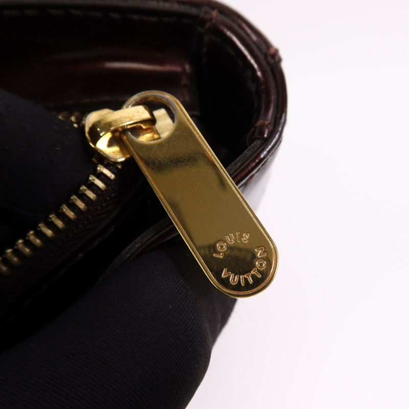 LOUIS VUITTON Vernis Brentwood金扣肩背袋-11