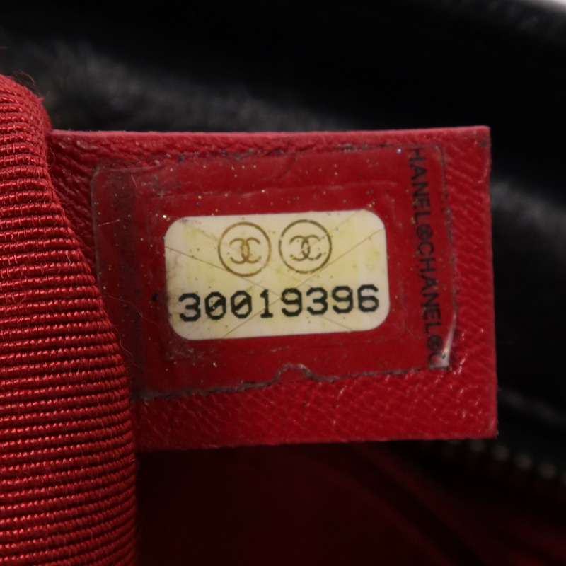 CHANEL 牛皮皮革Gabrielle Medium鏈帶肩背袋-6