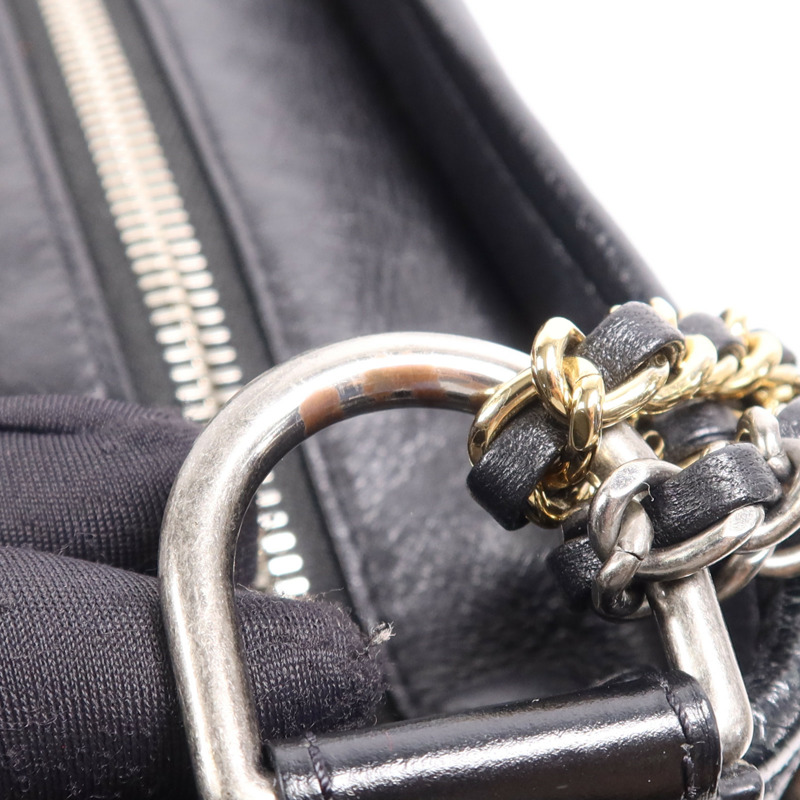 CHANEL 牛皮皮革Gabrielle Medium鏈帶肩背袋-17