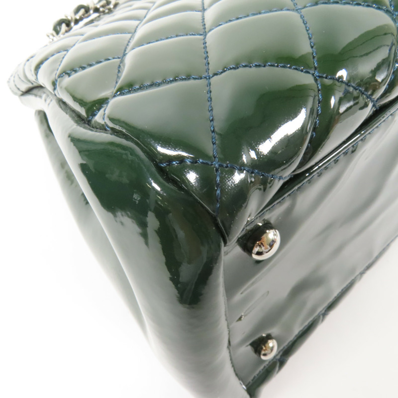 CHANEL 漆皮皮革Shoulder Bag銀扣肩背袋-12