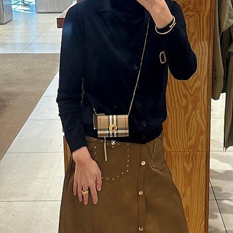 💎Han's house精品服飾💎BURBERRY 格紋 LOGO 鏈條包 小費包 零錢包 現貨 原價22300-1