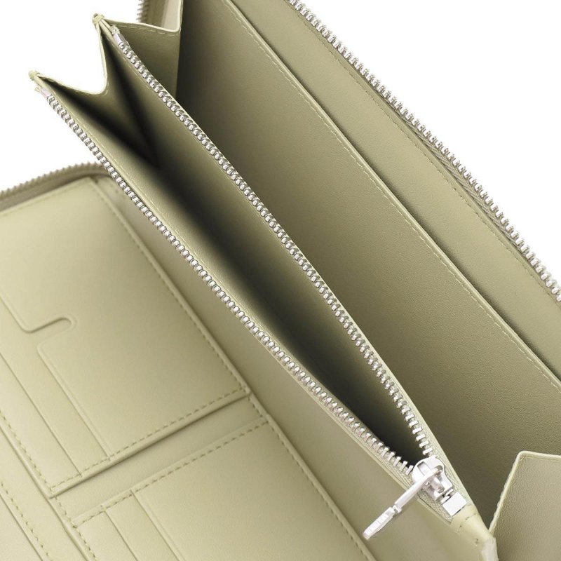 💎Han's house精品服飾💎 Burberry 格紋 拉鍊 長夾-4