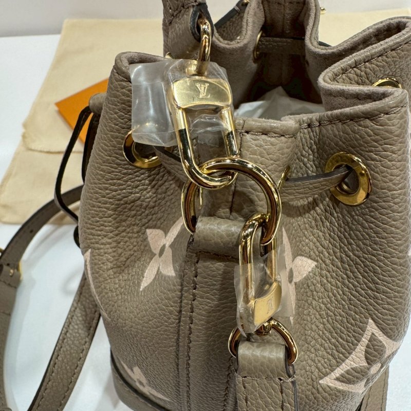 LV 斜背包/側背包/水桶包 M46291 閒置未使用-8