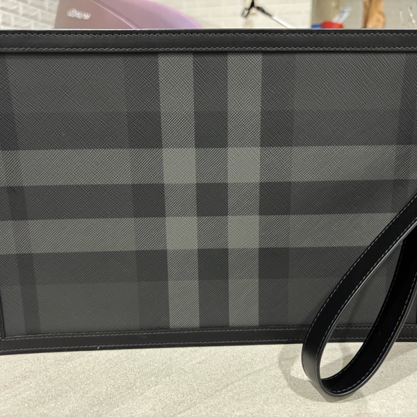 BURBERRY男士手拿包，近新閑置品，僅使用一次-8