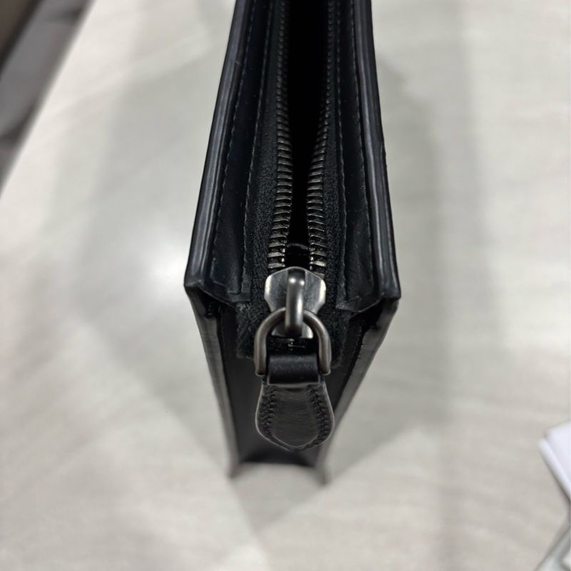 BURBERRY男士手拿包，近新閑置品，僅使用一次-13