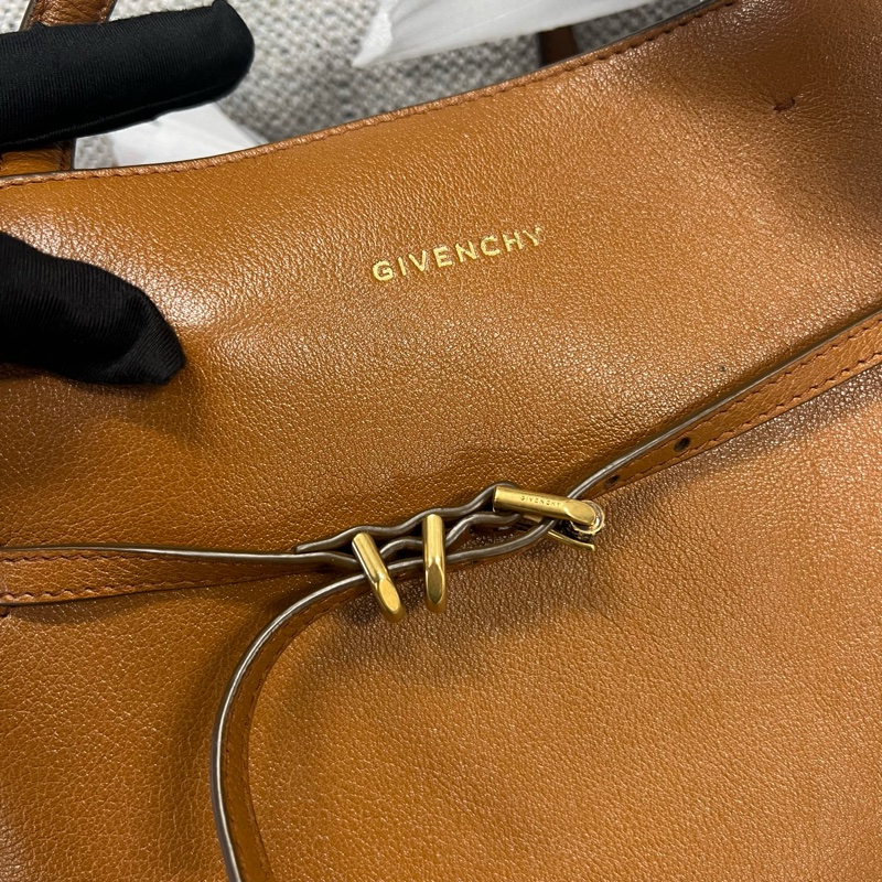 GIVENCHY纪梵希托特包-5