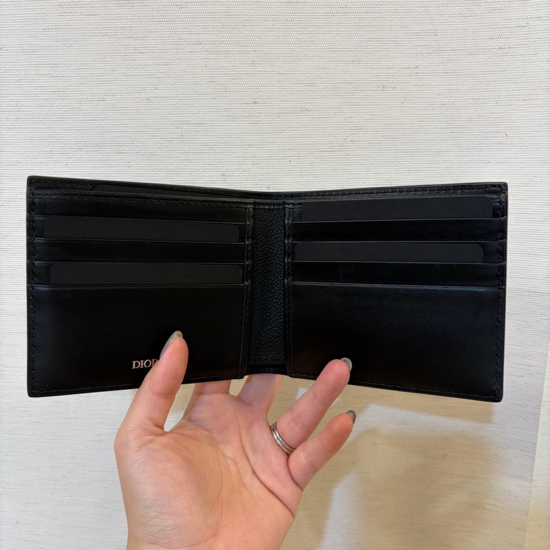 🌟全新🌟Dior 黑牛皮壓紋對開短夾-2