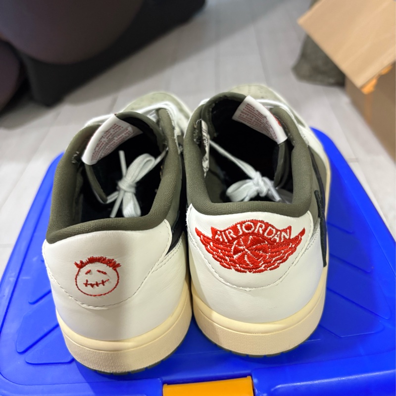 橄欖綠倒勾鞋 Travis Scott x Air Jordan 1 Low OG Reverse Olive-7