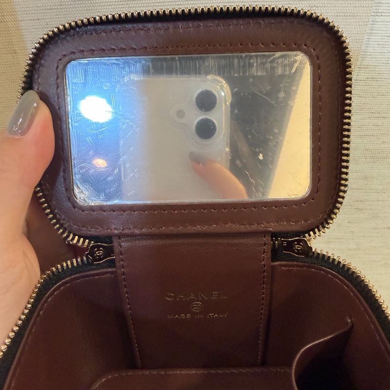 Chanel 黑荔枝牛皮金釦小方盒 AP1340-6