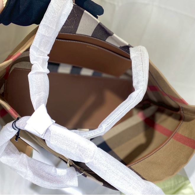 Burberry 帆布大托特-9