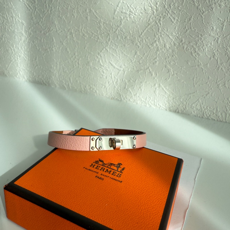Hermes 粉色可愛手環-0
