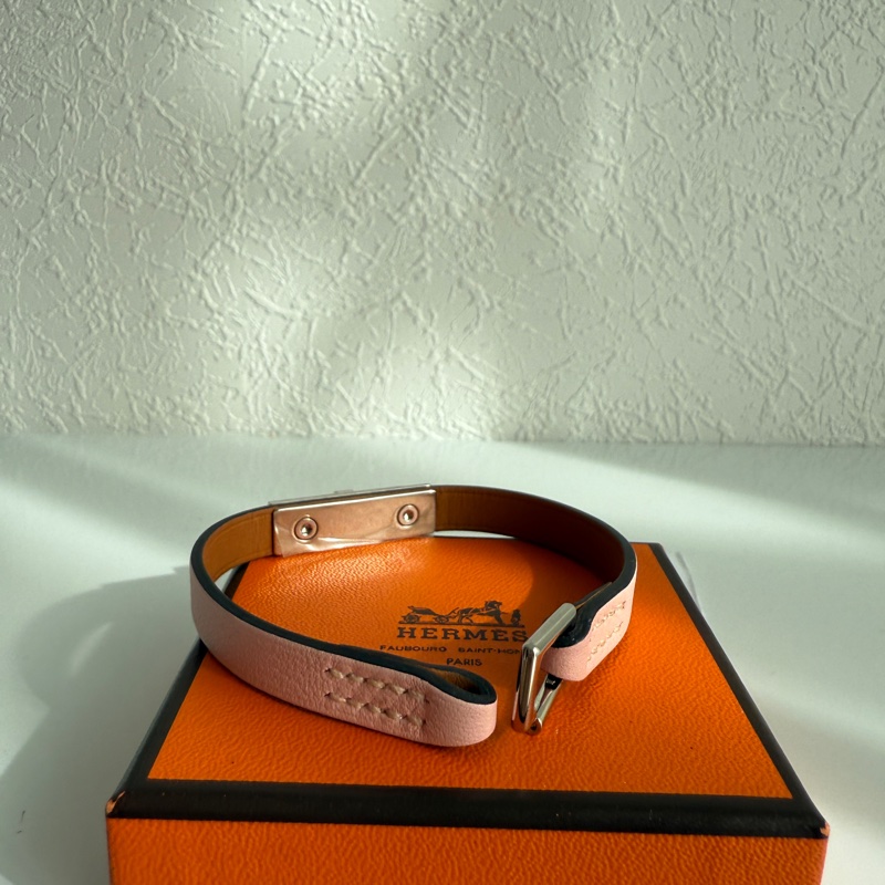 Hermes 粉色可愛手環-3