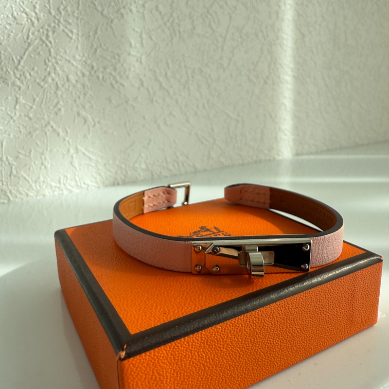 Hermes 粉色可愛手環-7