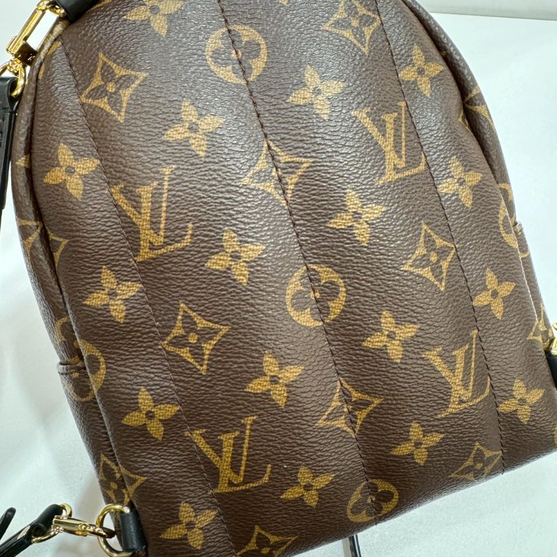 LV palm springs mini 新版 後背包/雙肩包/斜背包/手提包 M44873 88成新-9