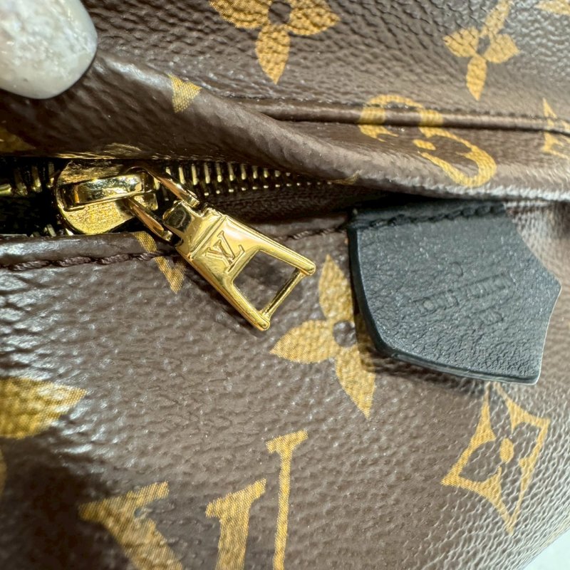 LV palm springs mini 新版 後背包/雙肩包/斜背包/手提包 M44873 88成新-13