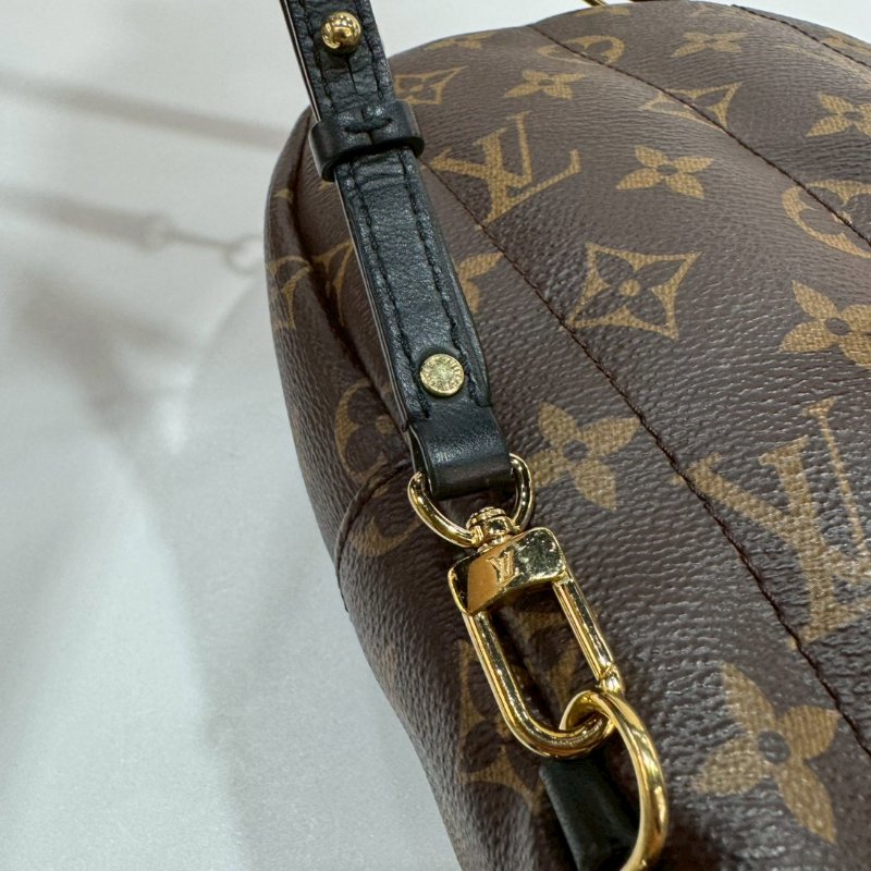 LV palm springs mini 新版 後背包/雙肩包/斜背包/手提包 M44873 88成新-15