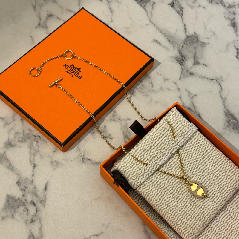 Hermes奶茶色豬鼻子金項鏈-9