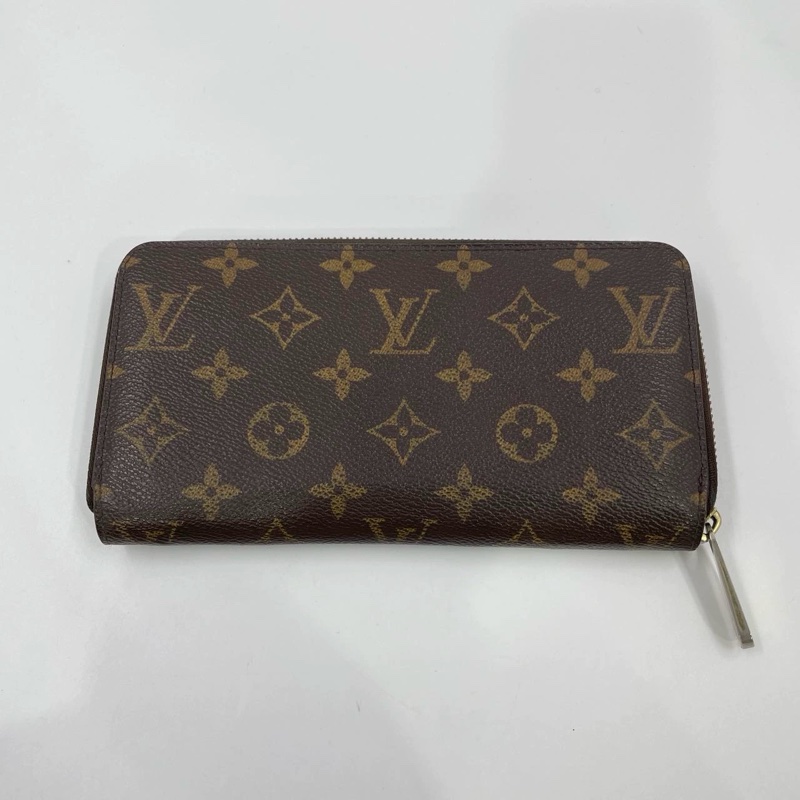LV WALLET-0