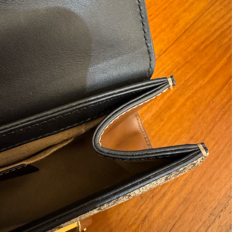 Gucci黑/咖皮革拼pvc padlock斜背包-30