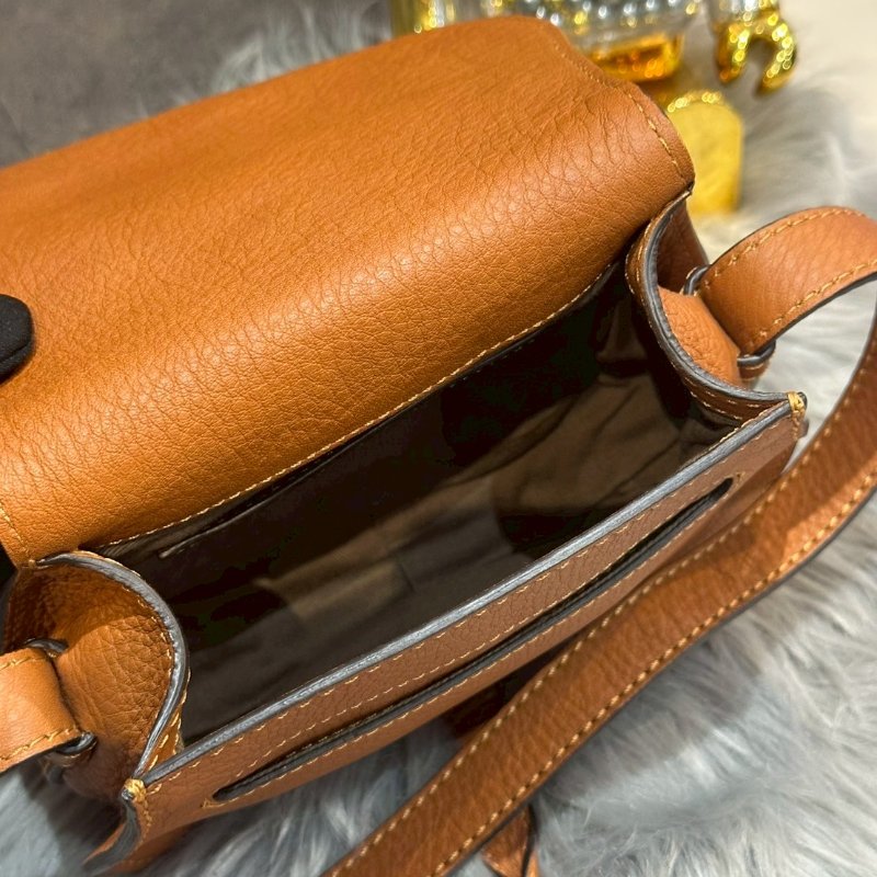 💎Han's house精品服飾💎Chloe Marcie鈴鼓/馬鞍包(小)焦糖色-1
