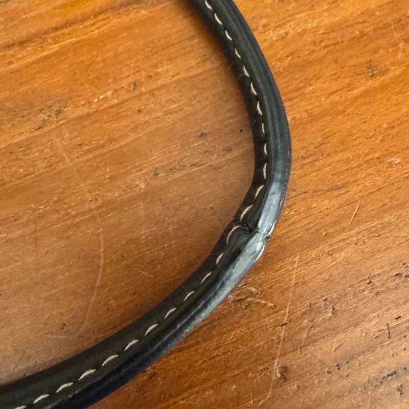 MiuMiu黑色lVY托特包-32