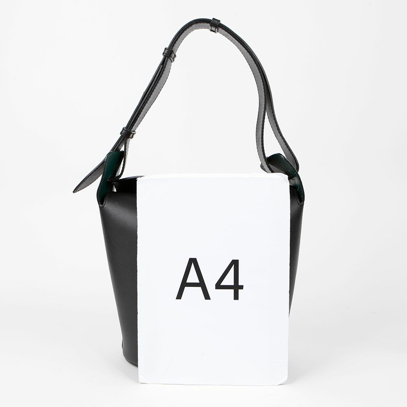 BURBERRY 4075890 補充中型水桶肩背包-17