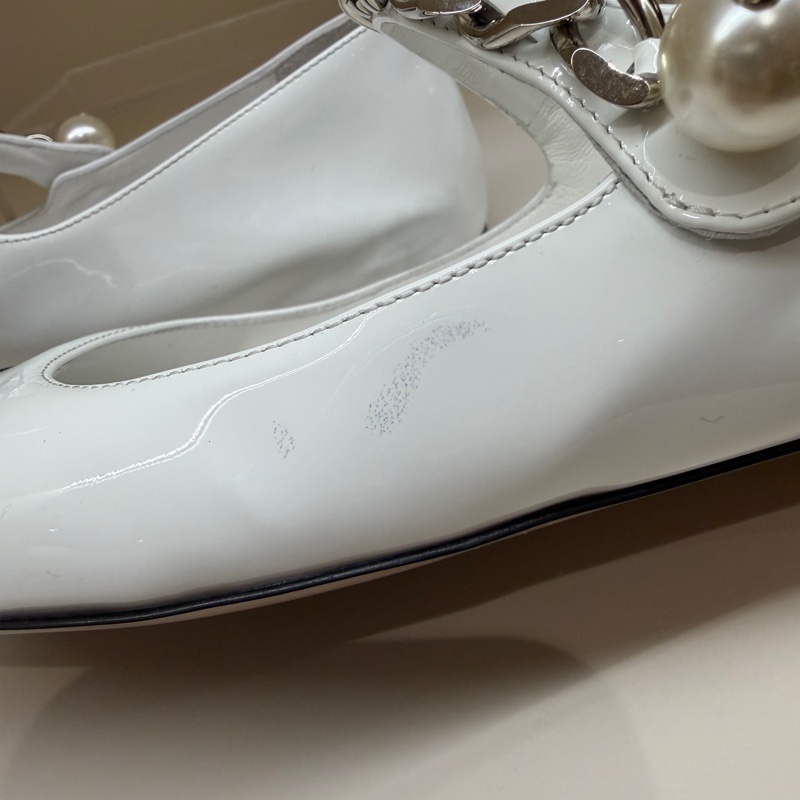 miumiu 白色黑方頭娃娃鞋 🤍盒子/37.5-5