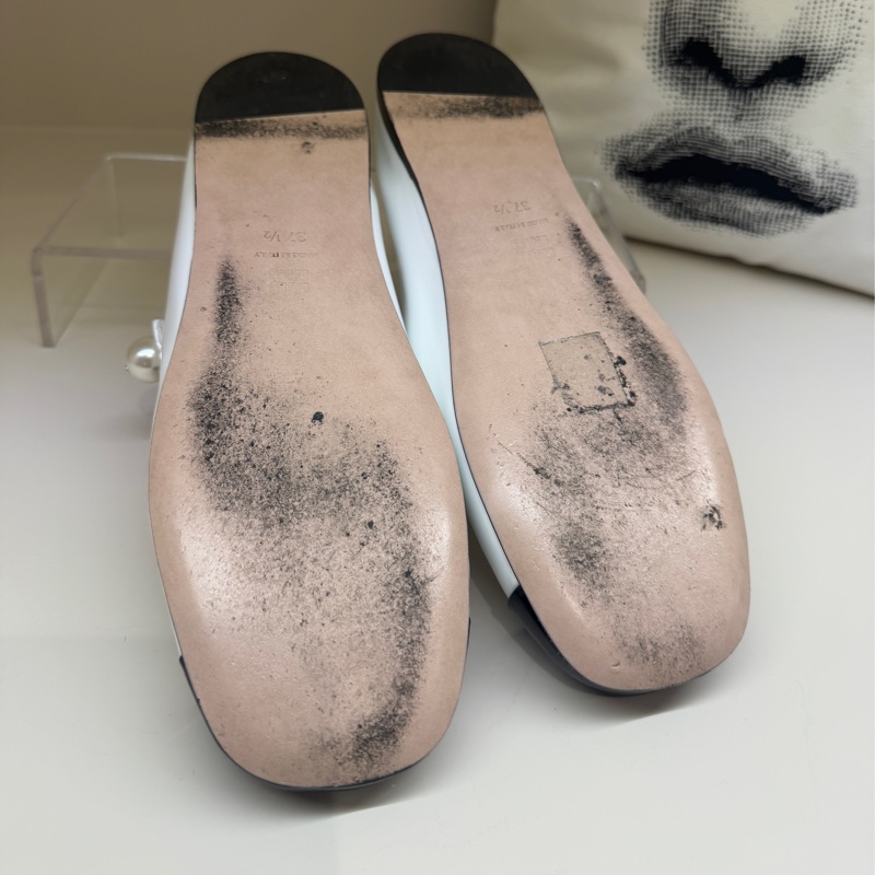 miumiu 白色黑方頭娃娃鞋 🤍盒子/37.5-6