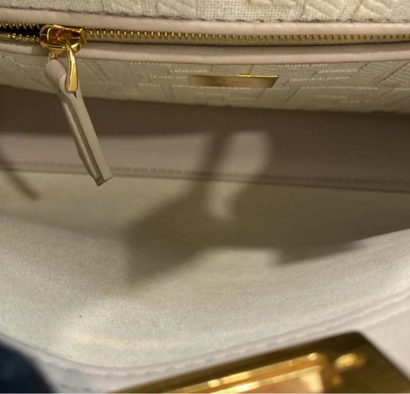 Fendi peekaboo 迷你尺寸奶茶色-1