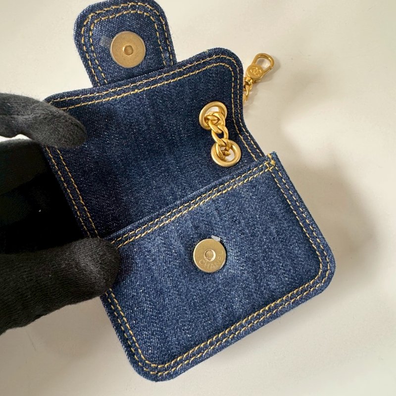 CHANEL 牛仔 深藍 金鍊 小掛包 吊飾 零錢包 卡包 AP3355-3