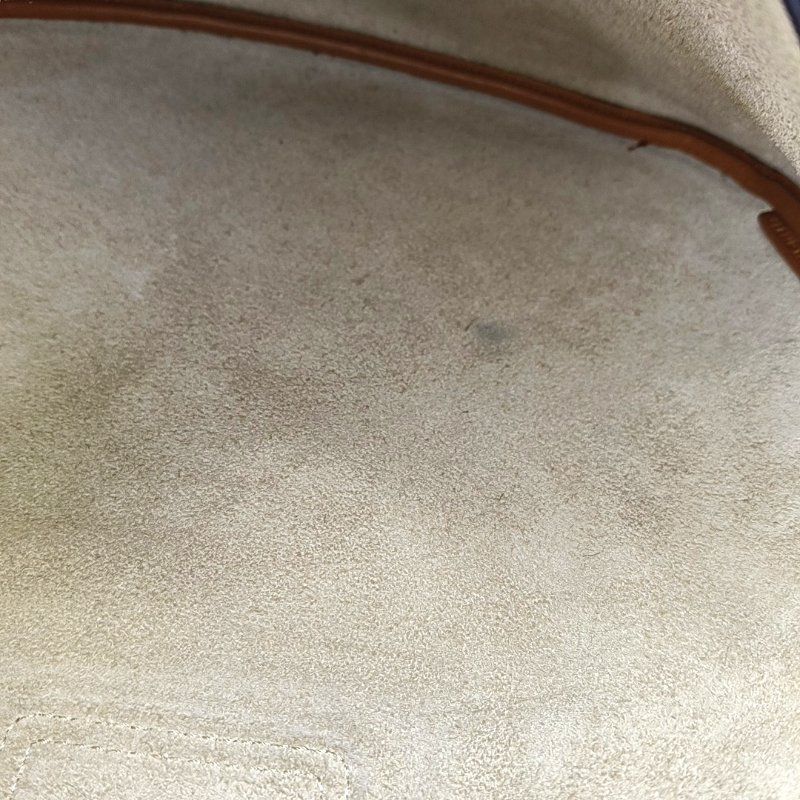 FENDI 小號 棕色牛皮肩背包 金色五金-8