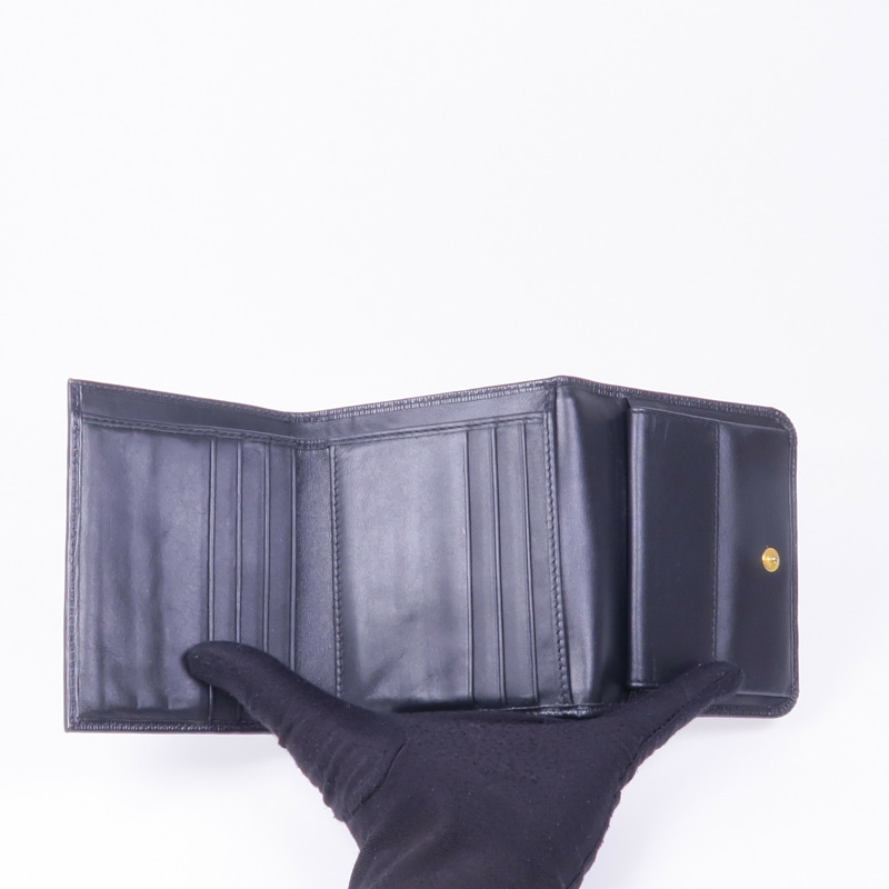 PRADA 牛皮皮革Wallet金扣錢包-11