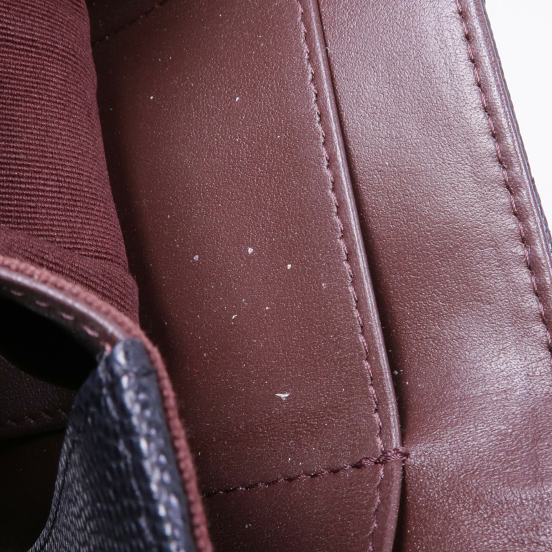 CHANEL 牛皮皮革Wallet金扣錢包-15