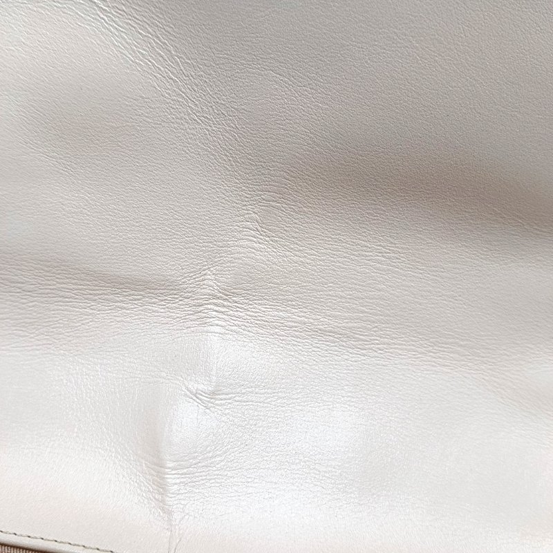 CHANEL BOY 中號 淺粉色萎格紋肩背包斜背包 釕色五金-7