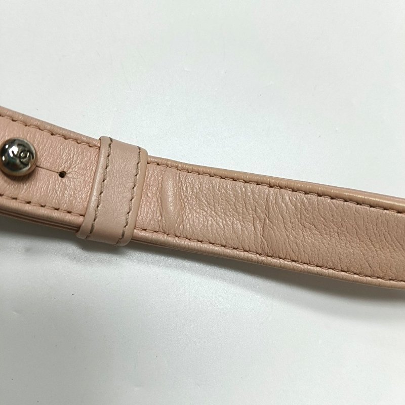 CHANEL BOY 中號 淺粉色萎格紋肩背包斜背包 釕色五金-15