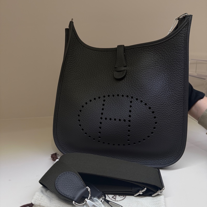 Hermes ,evelyne29 盒子/防塵袋/W刻/緞帶/銅黑色-13