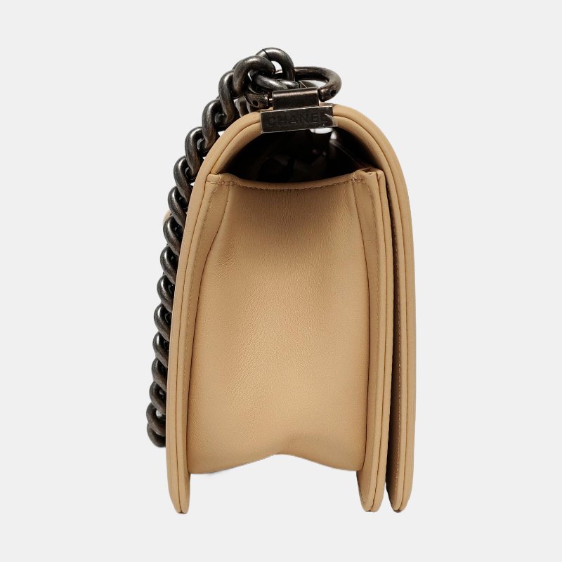 CHANEL BOY 中號 卡其色牛皮菱格紋绗縫肩背包斜背包 釕色五金-3