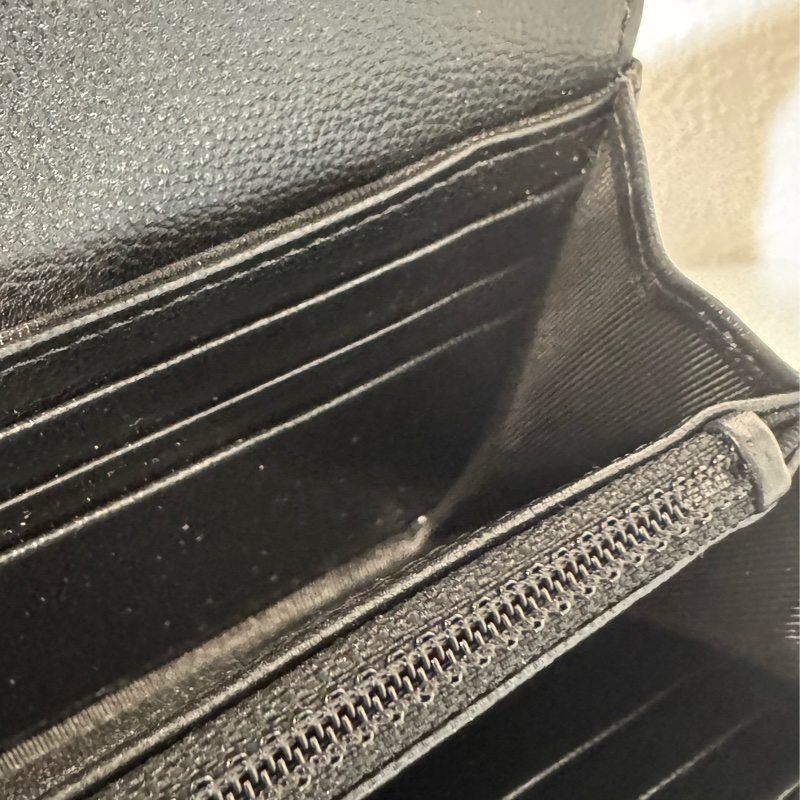 Chanel黑皮革拼黑荔枝皮半銀半黑雙C釦式長夾-28