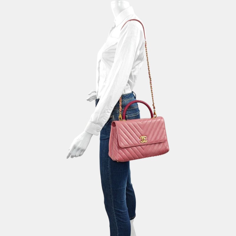CHANEL COCO HANDLE 中號 粉色牛皮V紋肩背包手提包斜背包 金色五金-1