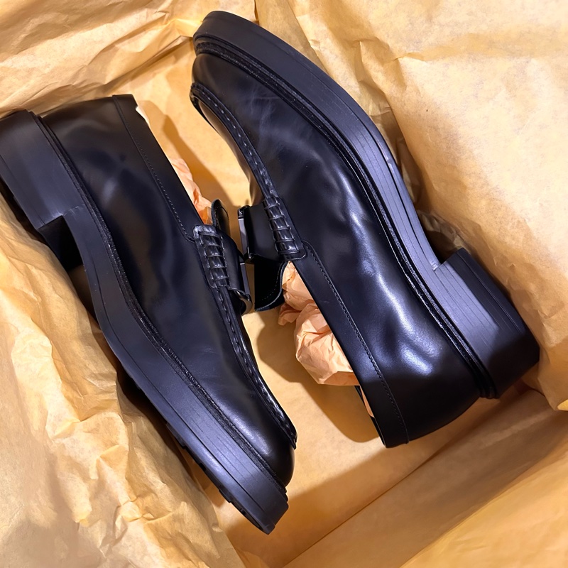 TOD’S近全新真品公司貨/樂福鞋/帆船鞋/豆豆鞋/真皮2.5折賣!!!!-2