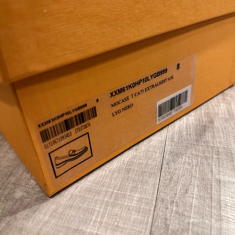 TOD’S近全新真品公司貨/樂福鞋/帆船鞋/豆豆鞋/真皮2.5折賣!!!!-8