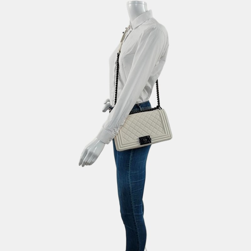 CHANEL LEBOY 中號 白色牛皮菱格紋縫 肩背包斜背包 黑色五金-1