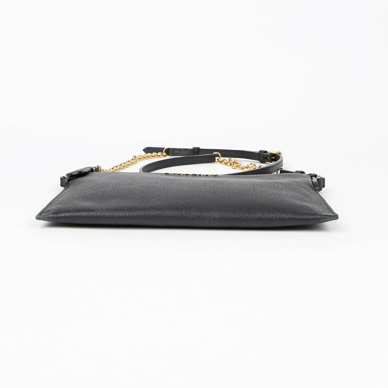 BURBERRY 金屬標誌單肩斜背包 4033055-5