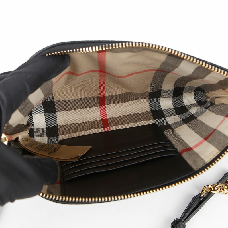 BURBERRY 金屬標誌單肩斜背包 4033055-9