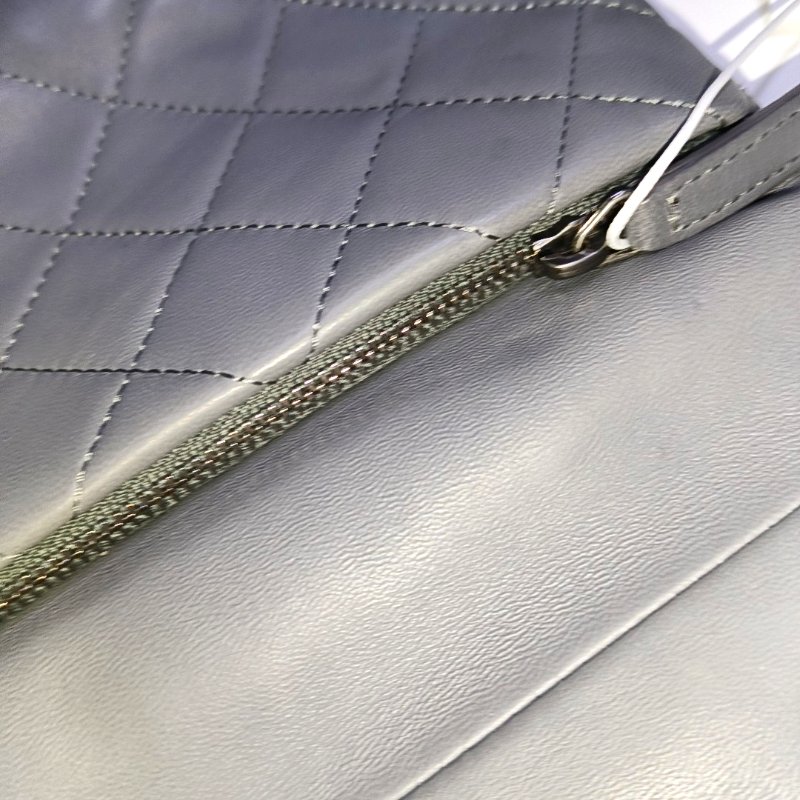 CHANEL 深灰色羊皮萎格紋手拿包 銀色五金 20開-12